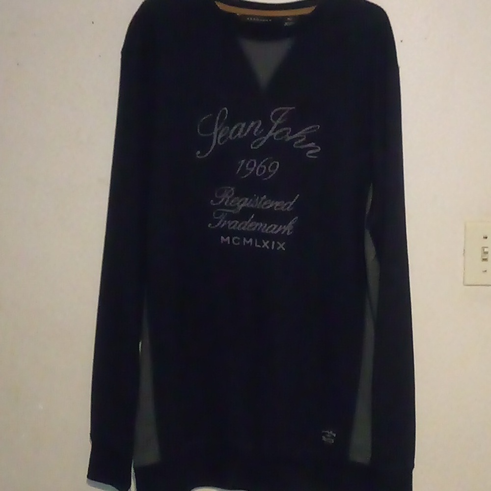 Men's Sean John Pull Over Long Sleeve Navy Blue with Gray Sweatshirt